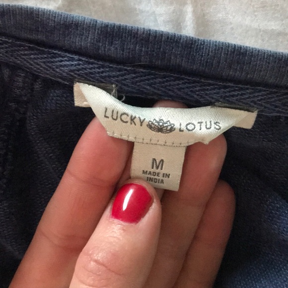 Lucky Band - Navy Sweatshirt - MEDIUM - Never worn - Picture 4 of 4